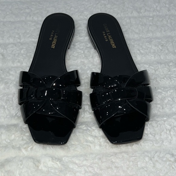 Saint Laurent Tribute Patent Sandal in black - Picture 2 of 6